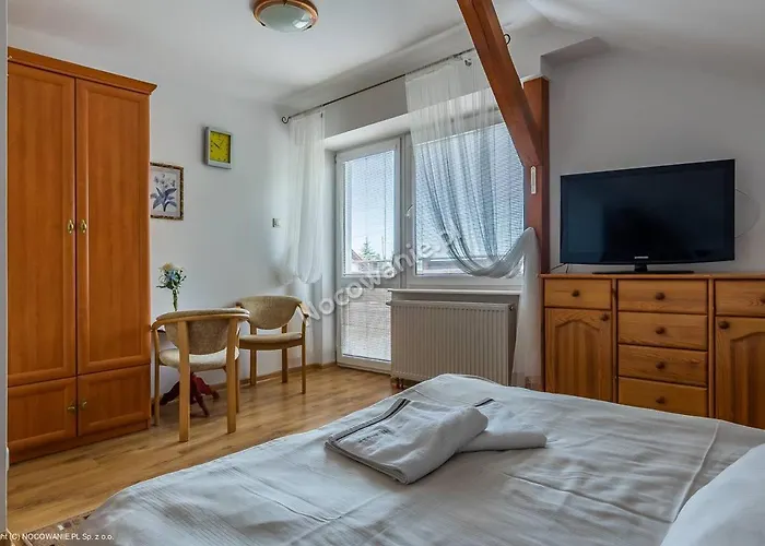 Mimoza Gospodarstwo agroturystyczne *